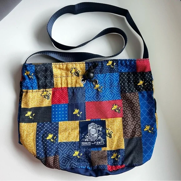 Peanuts for FDMTL 7-Eleven Limited Edition Woodstock Lantern Bag - Picture 5 of 12